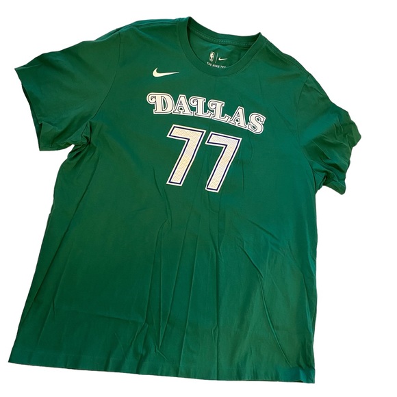 NBA Other - Dallas Mavericks NBA Tshirt size XXL